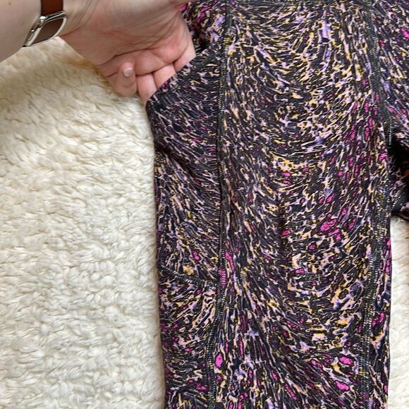 Lululemon Lululemon Invigorate High-Rise Tight 25” Size 6 Topography Multi - Picture 9 of 16